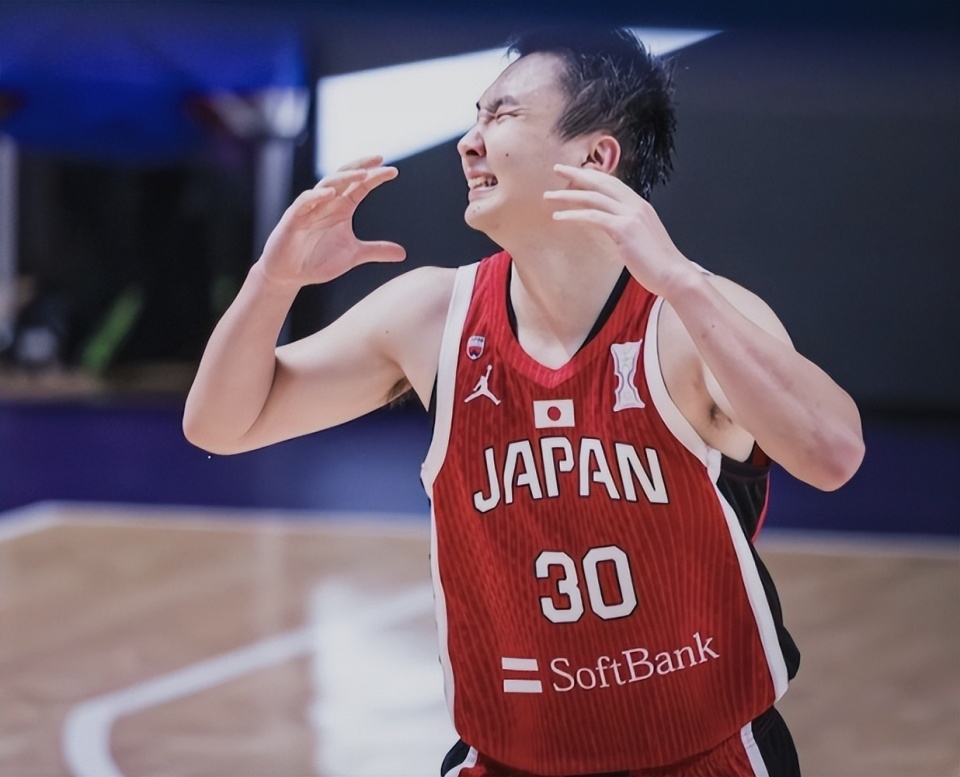 pPYfm, 个三分, beCZd