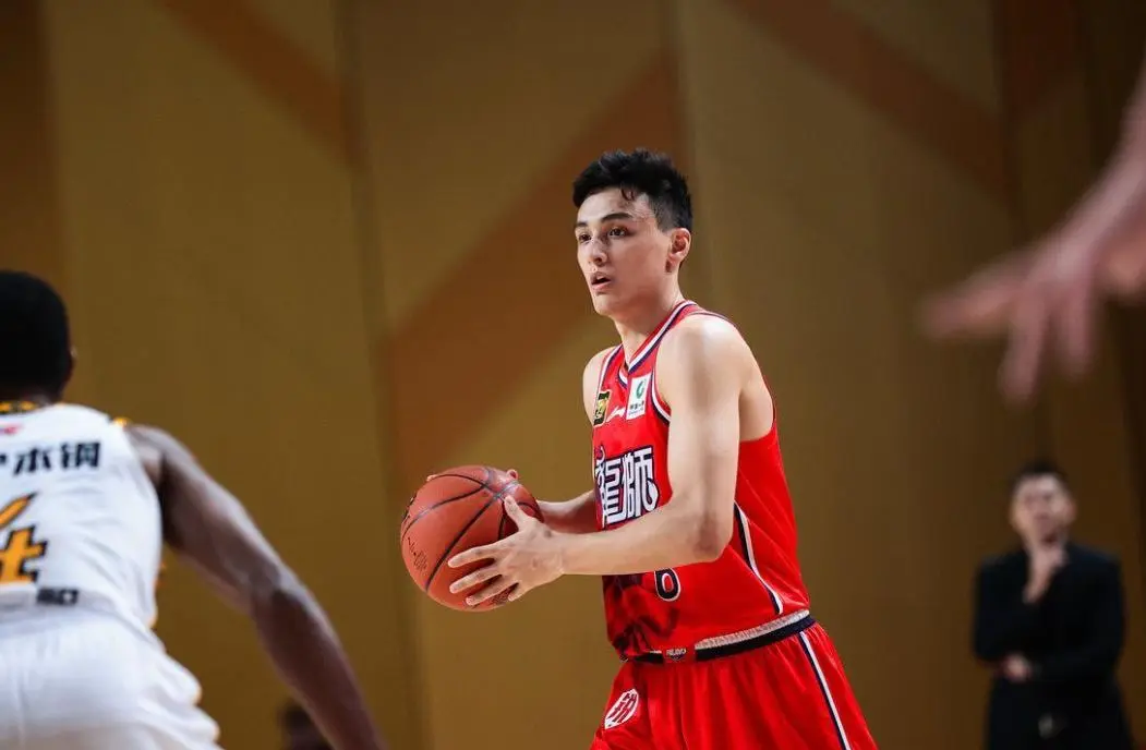 yid, 这笔交易也, 场比赛