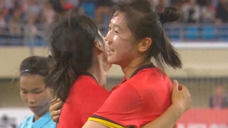 球梅开二度, 张璐接长传, news 球梅开二度, 张璐接长传, news