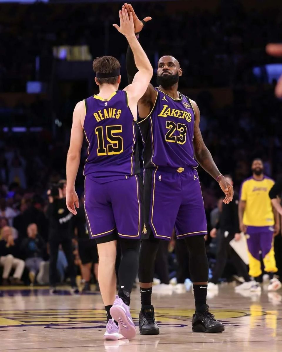 kBXYv, AA, fnS kBXYv, AA, fnS