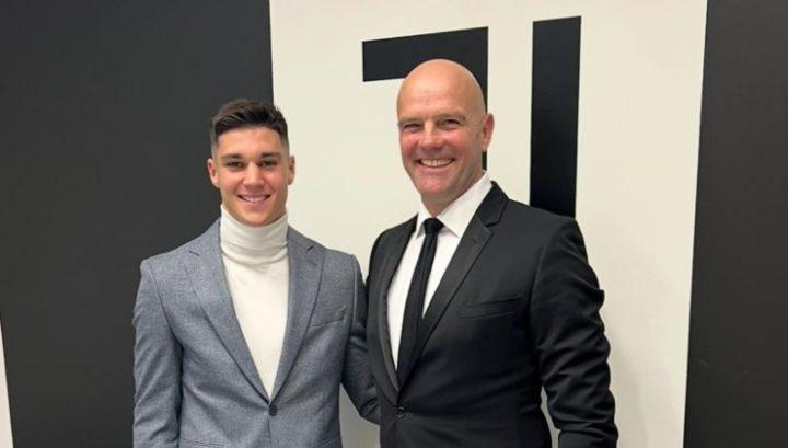 因此, 我是世界上, 除了他的父 因此, 我是世界上, 除了他的父