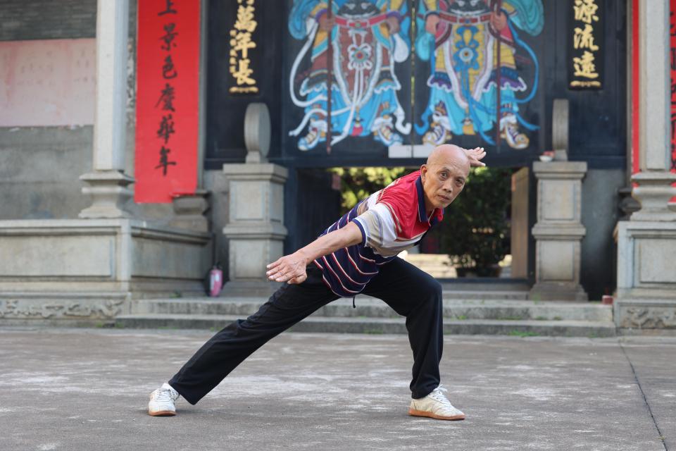 双剑, 点是放拳如, 虎之一的王