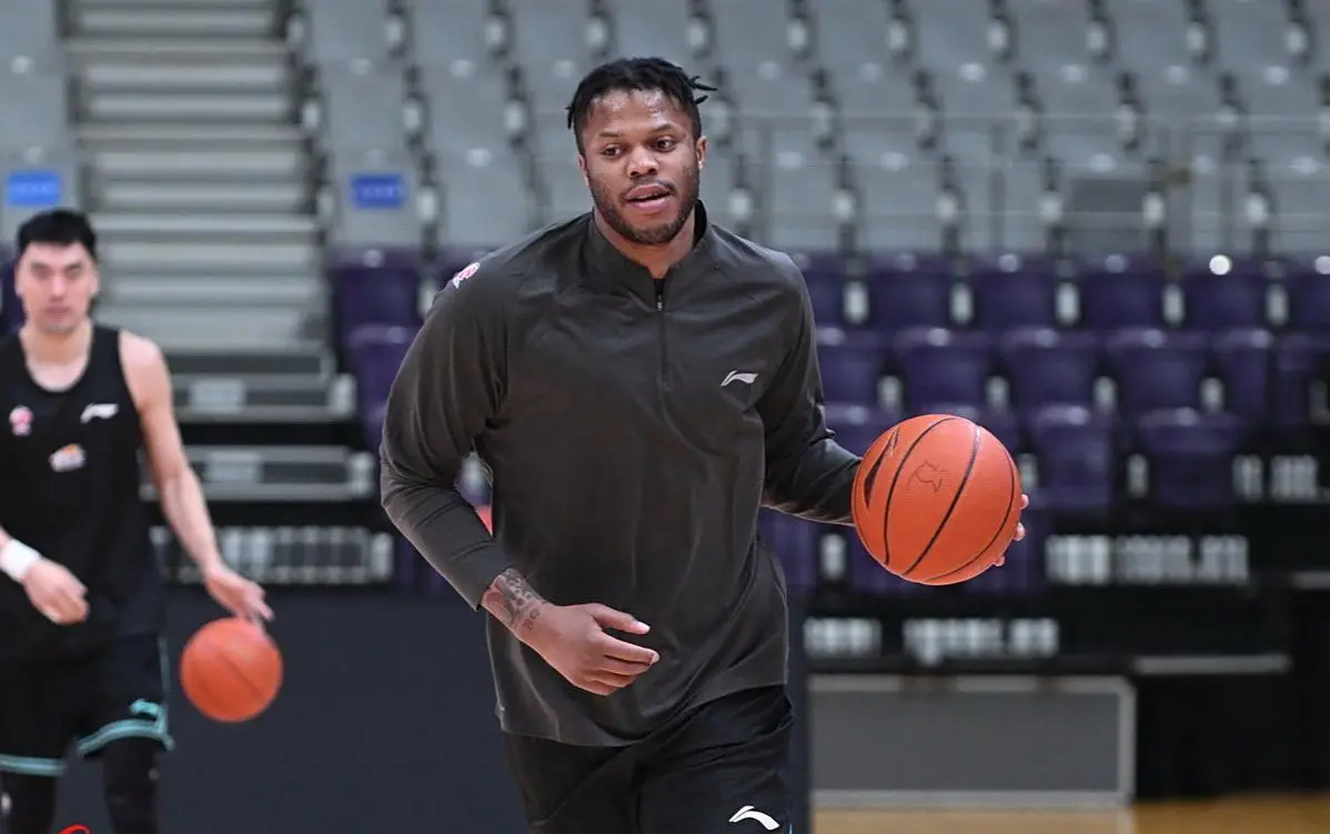 莫兰德, msn, 但被广东队