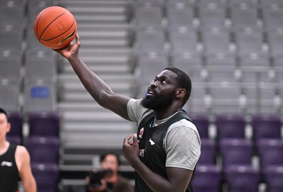 确立, 杨鸣下调赛